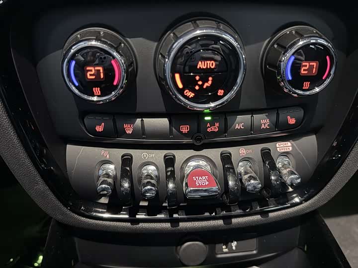 Фото 7 - Mini Clubman