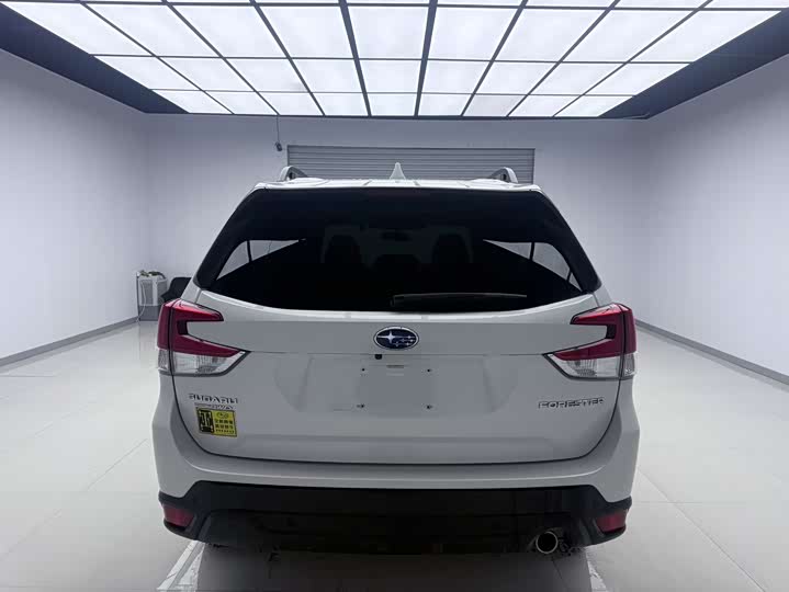 Фото 5 - Subaru Forester