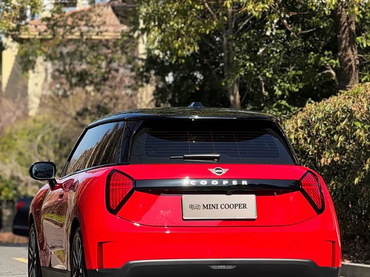 Photo 4 - Mini Cooper