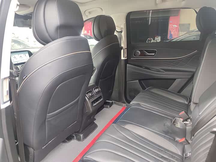 Фото 6 - Chery Tiggo 9