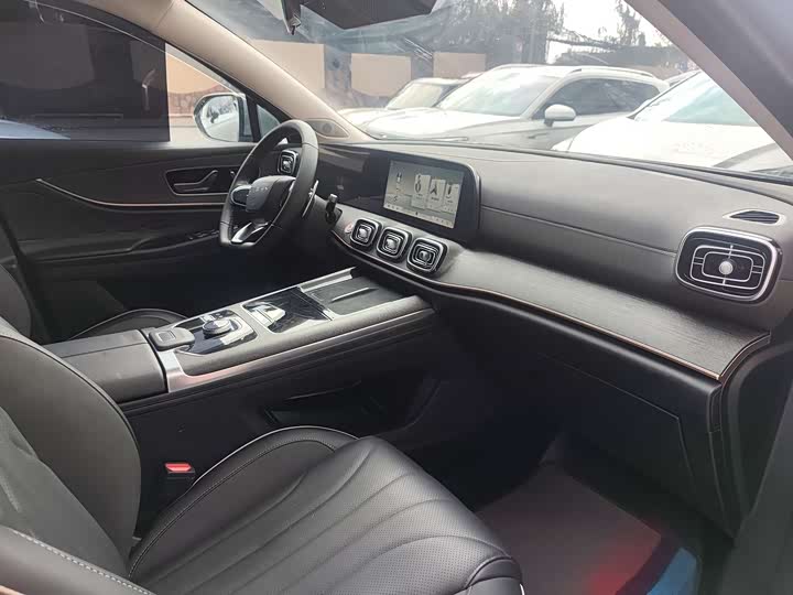 Фото 8 - Chery Tiggo 9