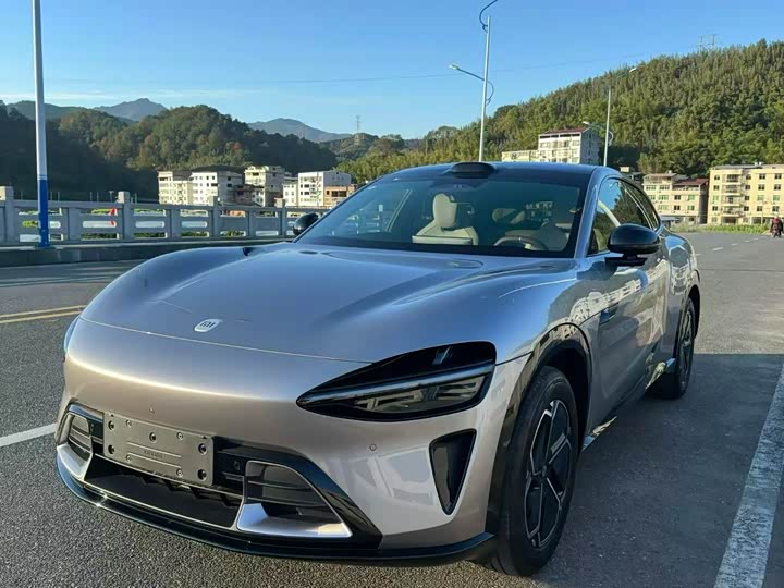 Photo 1 - Xiaomi YU7