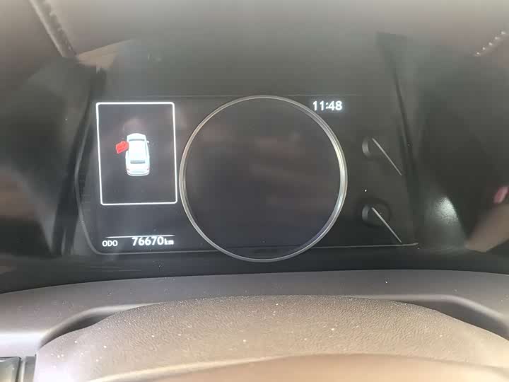 Фото 9 - Lexus ES