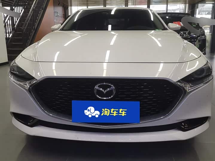 Photo 2 - Mazda 3 (Axela)