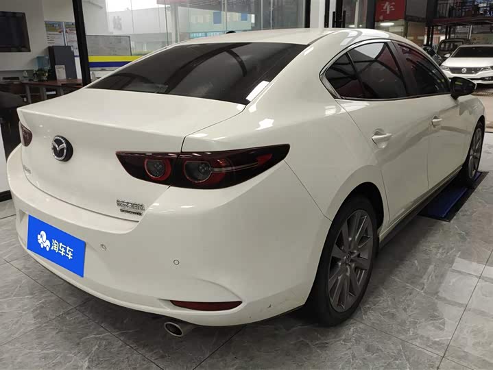 Photo 3 - Mazda 3 (Axela)