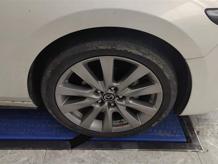 Photo 6 - Mazda 3 (Axela)