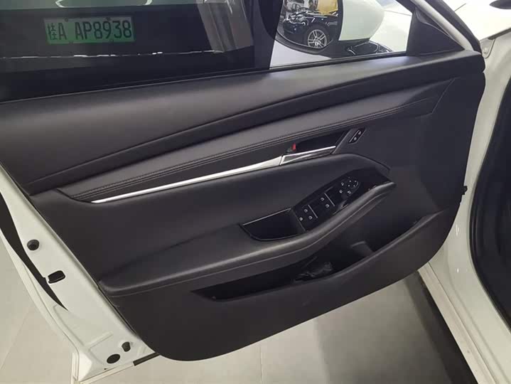 Photo 7 - Mazda 3 (Axela)