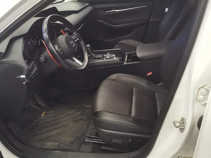 Photo 9 - Mazda 3 (Axela)