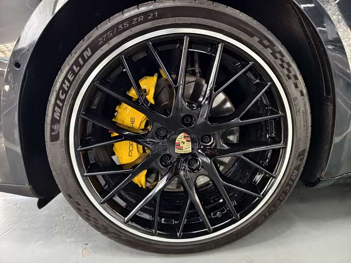 Фото 4 - Porsche Panamera