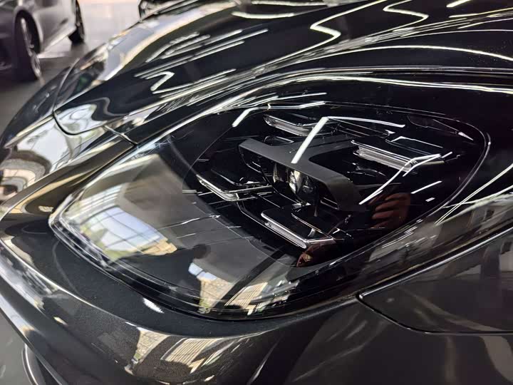 Фото 5 - Porsche Panamera