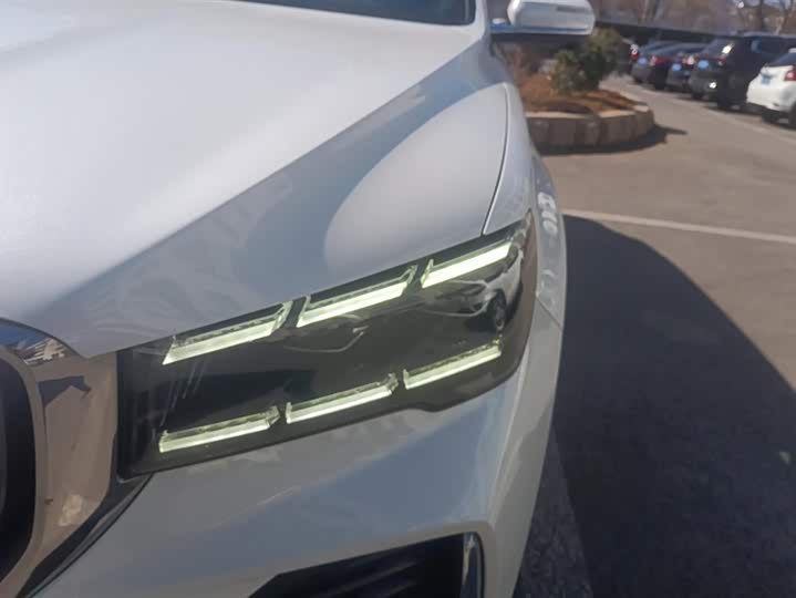 Фото 5 - Geely Monjaro