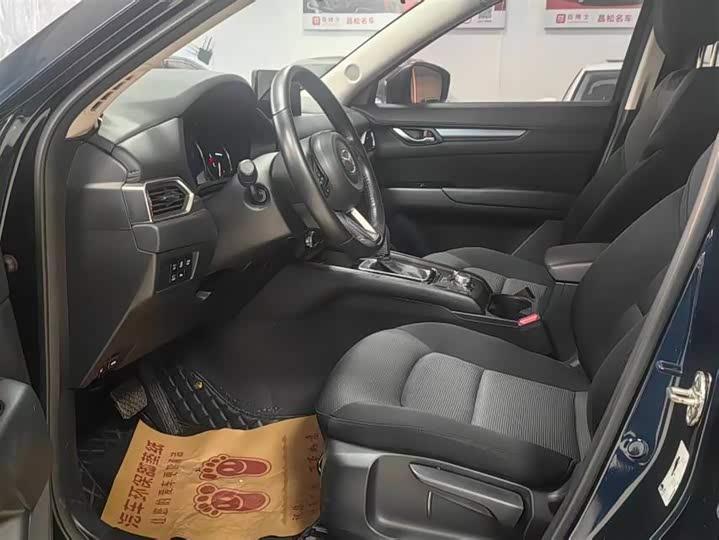 Фото 8 - Mazda CX-5