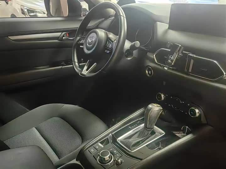 Фото 9 - Mazda CX-5