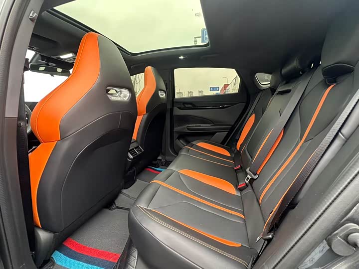 Фото 6 - Changan UNI-V