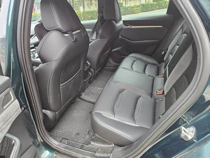 Фото 7 - Geely Preface