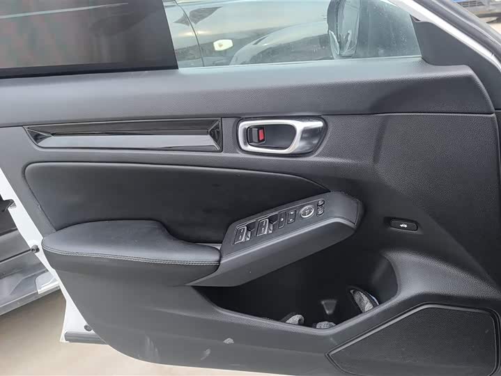 Фото 7 - Honda Civic