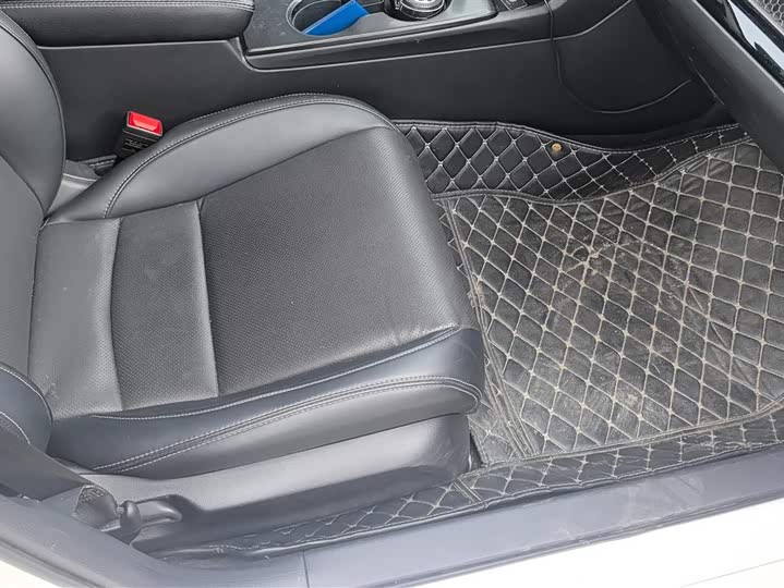 Фото 8 - Honda Civic