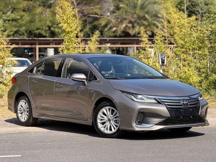 Фото 3 - Toyota Allion