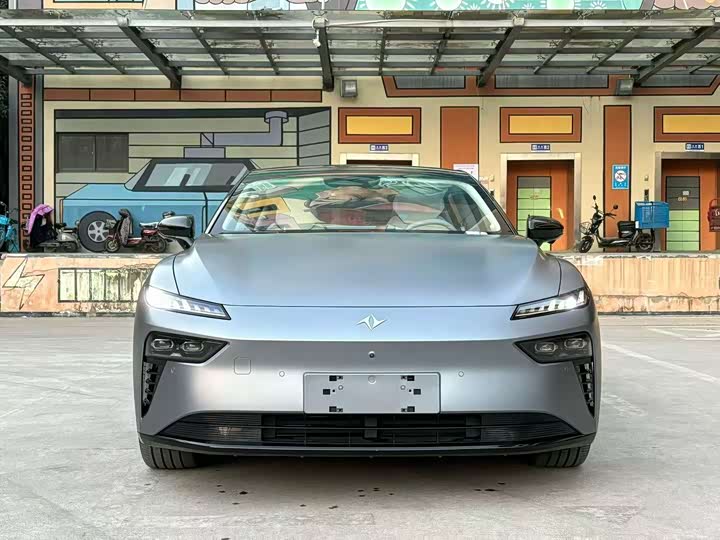 Фото 2 - Dongfeng Yipai eπ 007