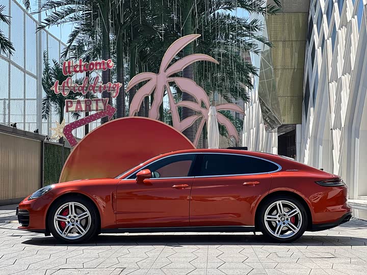 Фото 7 - Porsche Panamera