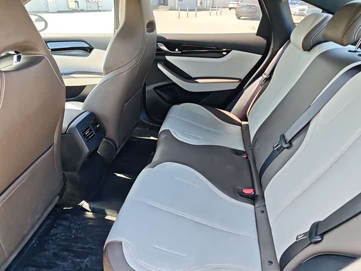 Фото 9 - BYD Qin Plus