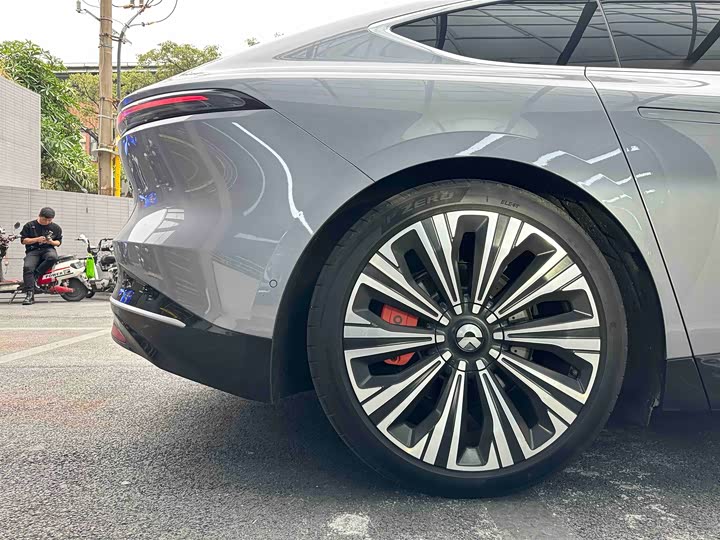 Nio ET9 2025 2025款 102kWh 签名版