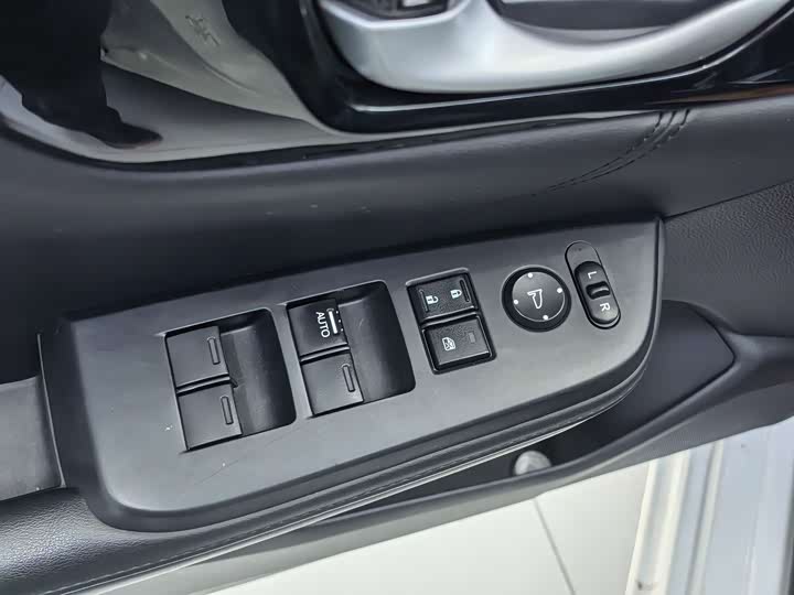 Фото 6 - Honda Crider