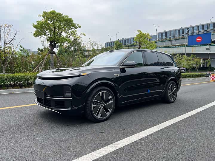 Фото 1 - LiXiang L9