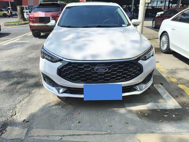 Фото 3 - Ford Escort