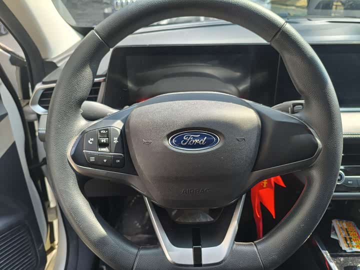 Фото 8 - Ford Escort