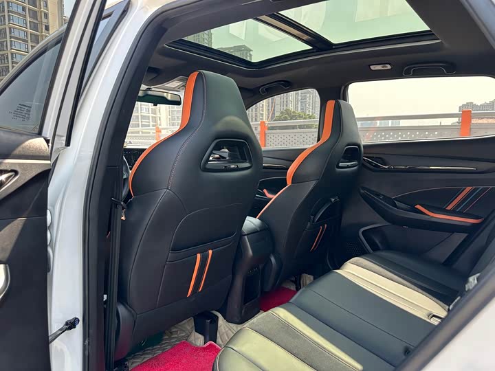 Photo 6 - Changan Oshan X5