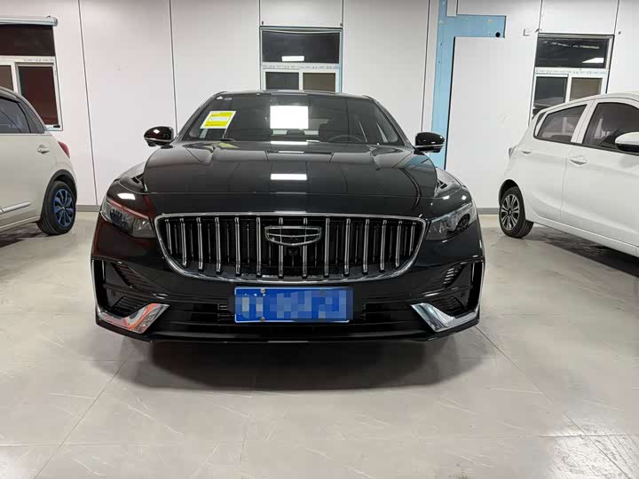 Фото 2 - Geely Preface