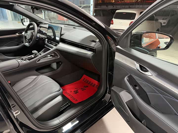 Фото 7 - Geely Preface