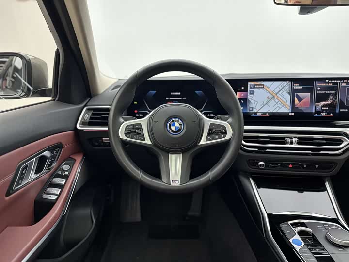 Фото 8 - BMW i3