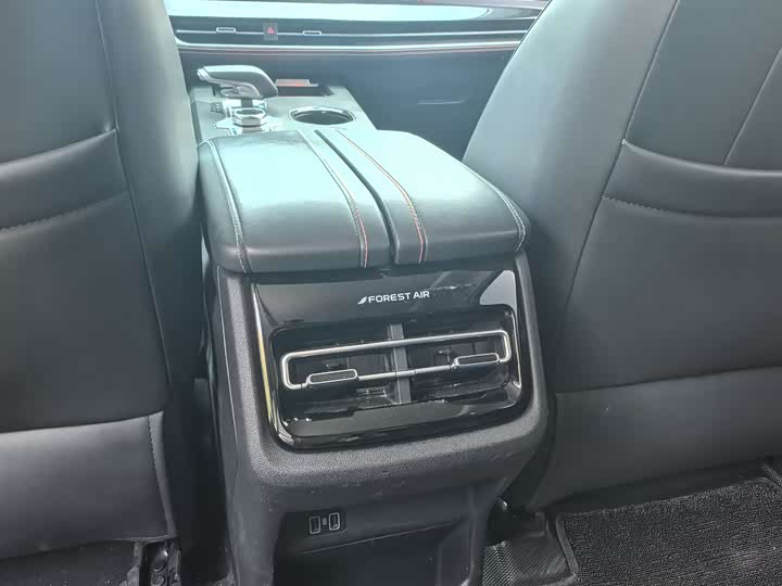 Фото 6 - Changan UNI-K