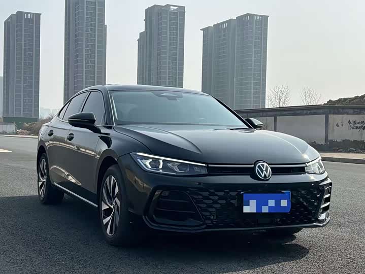 Фото 1 - Volkswagen Passat