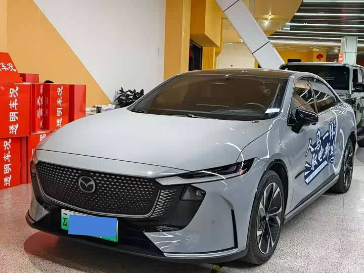 Photo 1 - Mazda EZ-6