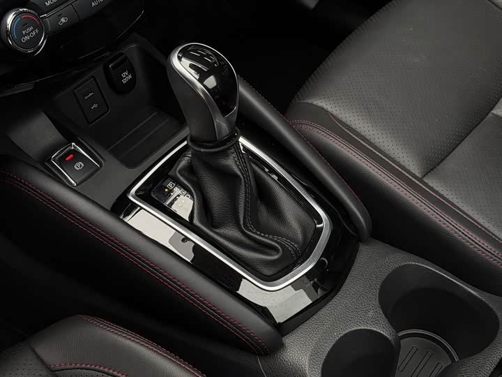 Фото 6 - Nissan Qashqai