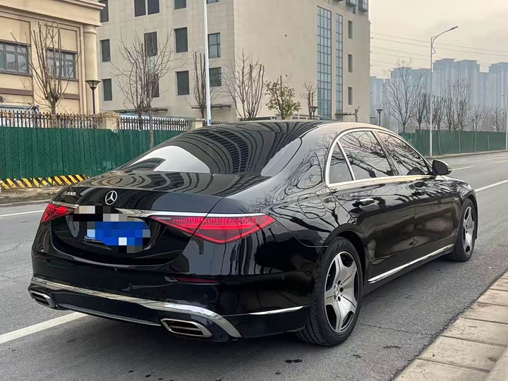 Фото 7 - Mercedes-Benz S-Class