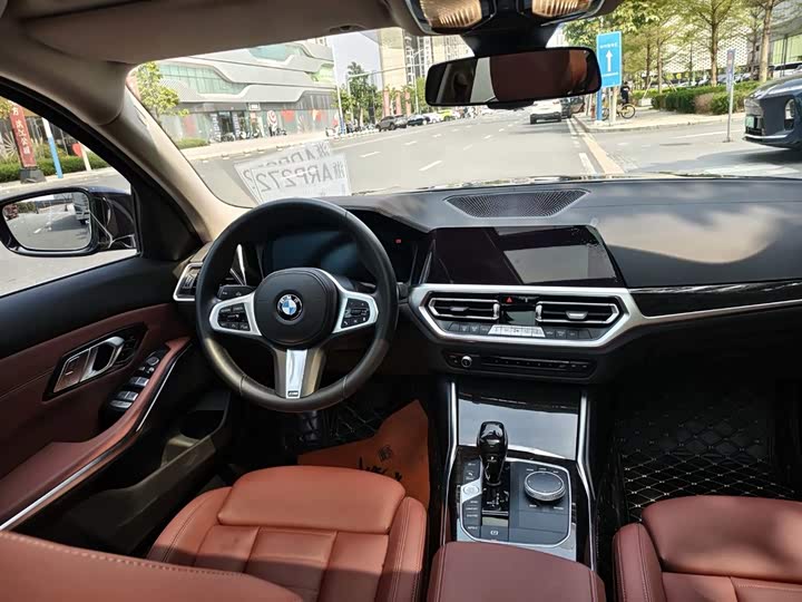 Фото 3 - BMW 3 Series