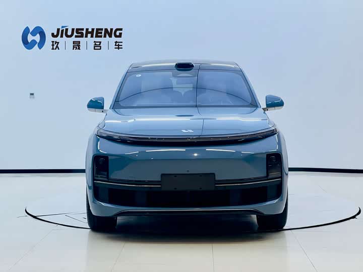 Фото 2 - LiXiang L8