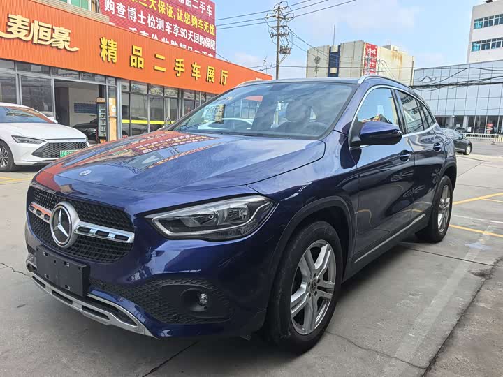 Фото 1 - Mercedes-Benz GLA-Class