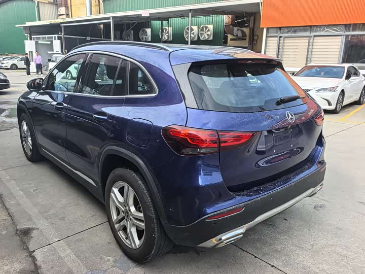 Фото 7 - Mercedes-Benz GLA-Class