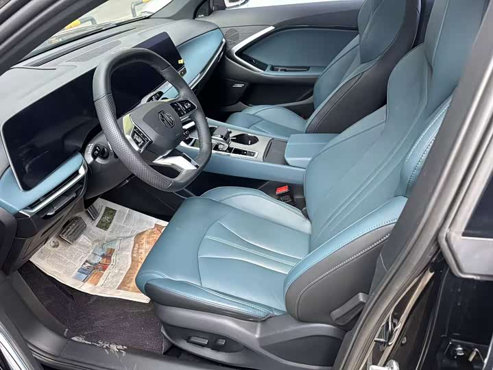 Фото 7 - MG Motor 7