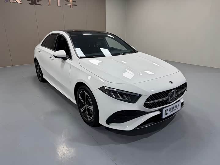 Фото 3 - Mercedes-Benz A-Class