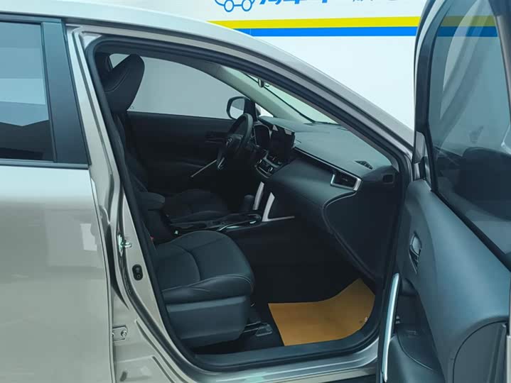 Фото 8 - Toyota Frontlander