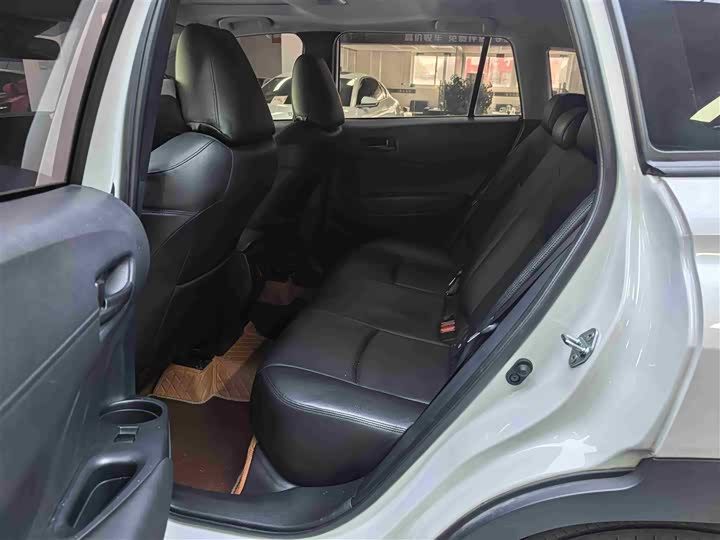 Фото 5 - Toyota Corolla Cross