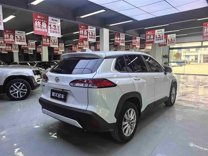 Фото 8 - Toyota Corolla Cross