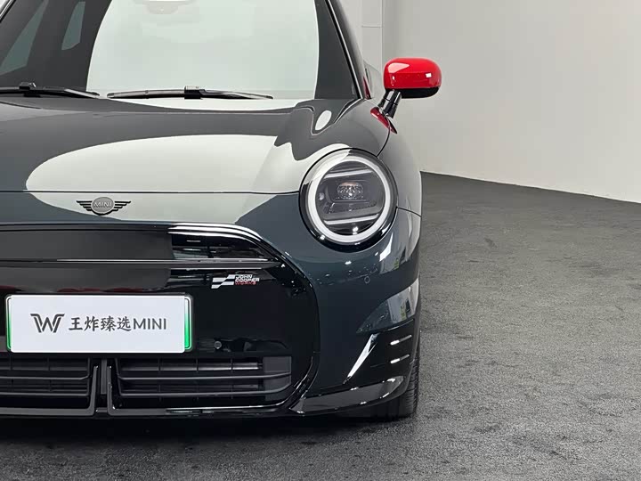 Photo 5 - Mini Cooper