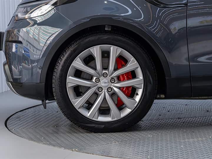 Фото 2 - Land Rover Discovery